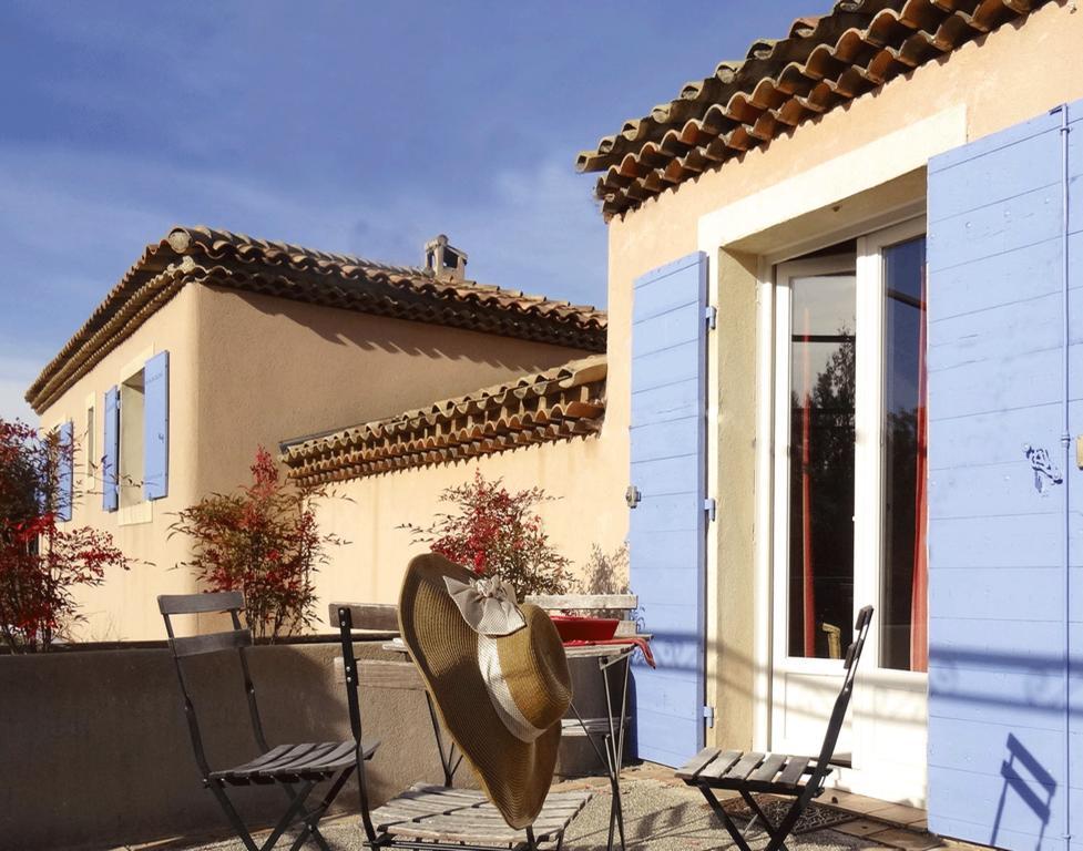 Le Mas De Pie Caud Bed & Breakfast Rognes Екстериор снимка