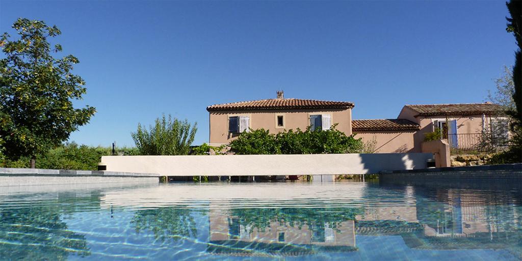 Le Mas De Pie Caud Bed & Breakfast Rognes Екстериор снимка
